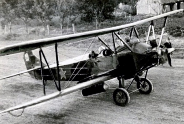 Самолет У-2.jpg